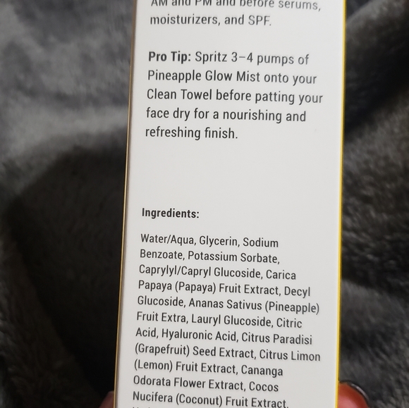 Clean Skin Club Pineapple Glow Mist - Picture 9 of 10